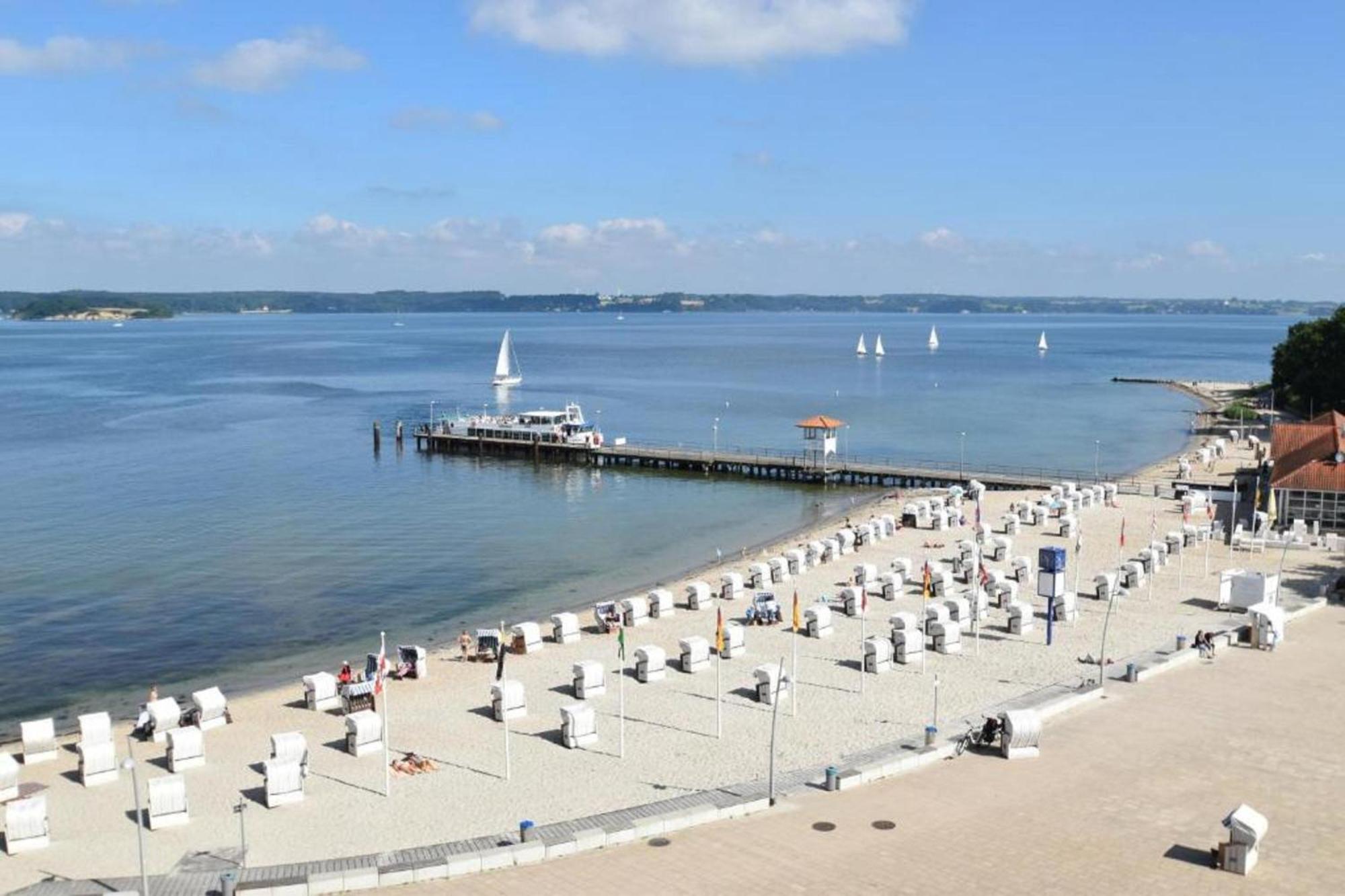 Fjordblick - Apartment Lord Nelson Glücksburg Екстериор снимка